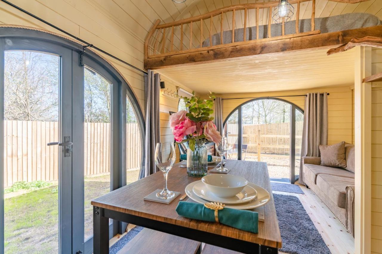 Laburnum Farm Estate Villa Alderton  Buitenkant foto